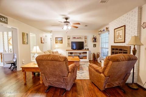 511 N Forest Ave, Long Beach, MS 39560 photo 10