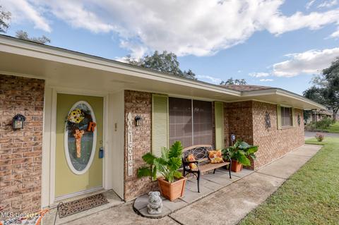 511 N Forest Ave, Long Beach, MS 39560 photo 4