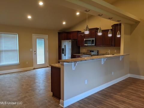 9 Cascade Cv, Perkinston, MS 39573 photo 3