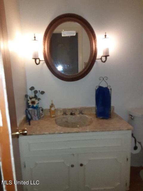 252 Mcdowell Park Cir, Jackson, MS 39204 photo 5