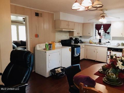 252 Mcdowell Park Cir, Jackson, MS 39204 photo 7