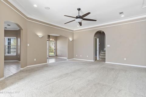 6905 Gregory Dr, Biloxi, MS 39532 photo 4