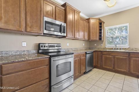 6905 Gregory Dr, Biloxi, MS 39532 photo 6