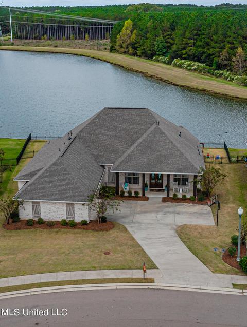 152 Brisco St, Madison, MS 39110 photo 2