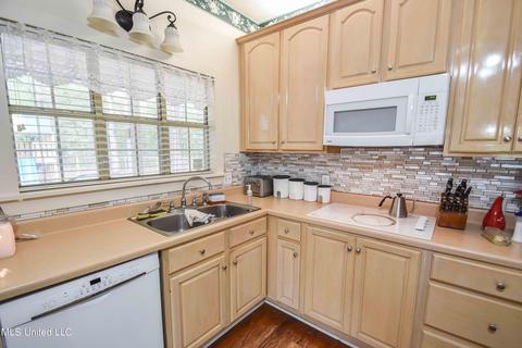 1385 Carroll Dr, Terry, MS 39170 photo 14