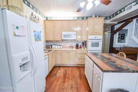 1385 Carroll Dr, Terry, MS 39170 photo 11