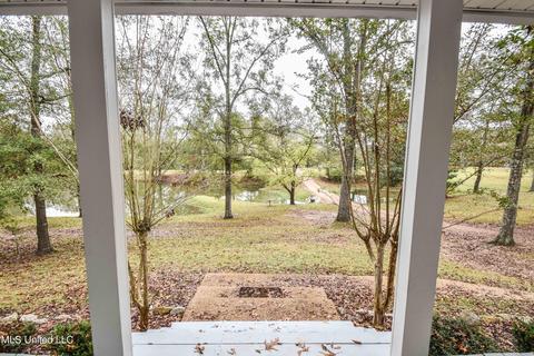 1385 Carroll Dr, Terry, MS 39170 photo 4