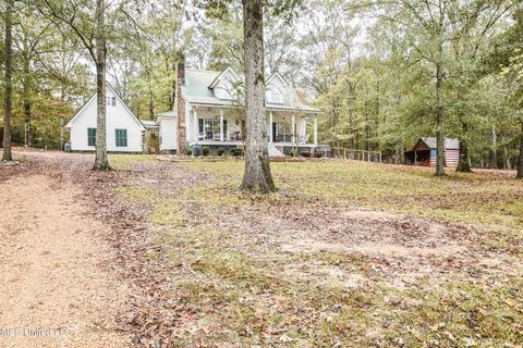 1385 Carroll Dr, Terry, MS 39170 photo 2