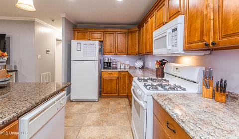 140 Alton Cir, Benton, MS 39039 photo 11