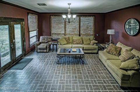 655 Meadowbrook Rd, Jackson, MS 39206 photo 18