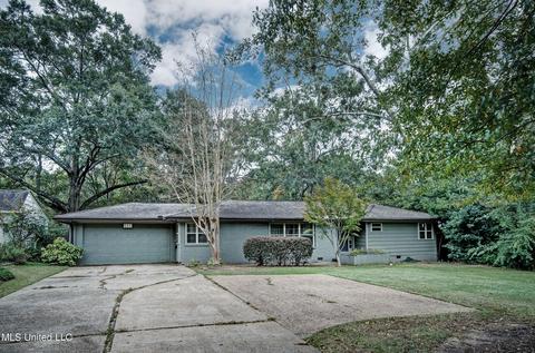 655 Meadowbrook Rd, Jackson, MS 39206 photo 3