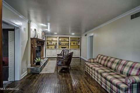 655 Meadowbrook Rd, Jackson, MS 39206 photo 15