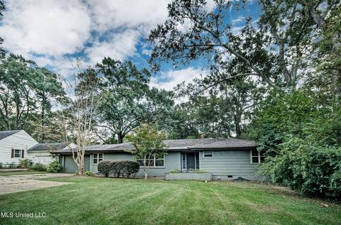 655 Meadowbrook Rd, Jackson, MS 39206 photo 4