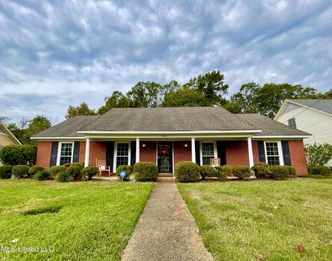6115 Kristen Dr, Jackson, MS 39211 photo 1