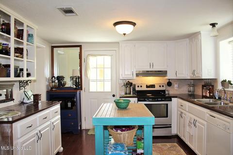 123 Gordon Rd, Lucedale, MS 39452 photo 8