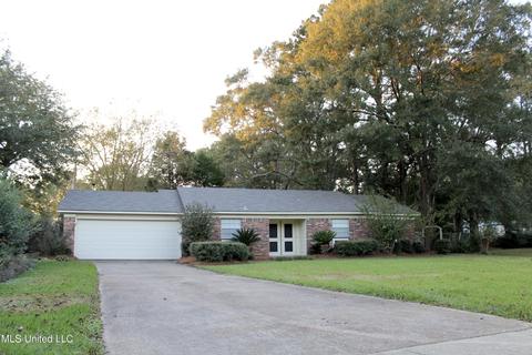 404 SE 7th Ave, Magee, MS 39111 photo 2