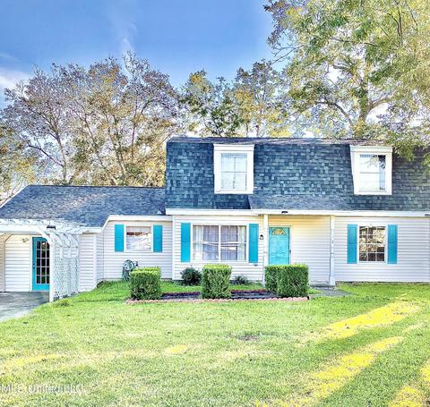 210 Royal Dr, Long Beach, MS 39560 photo 2