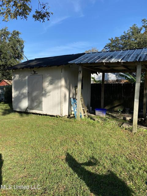 210 Royal Dr, Long Beach, MS 39560 photo 7