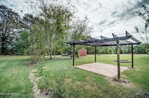 166 Grandview Dr, Florence, MS 39073 photo 8