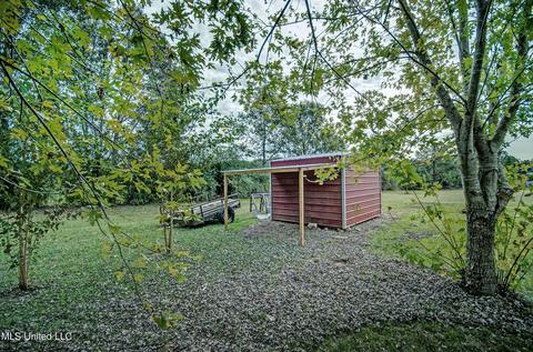 166 Grandview Dr, Florence, MS 39073 photo 6