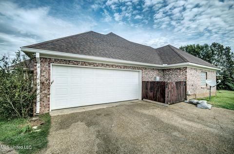 166 Grandview Dr, Florence, MS 39073 photo 5