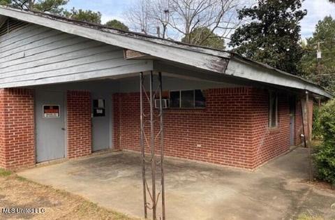 302 Mead St, Forest, MS 39074 photo 2