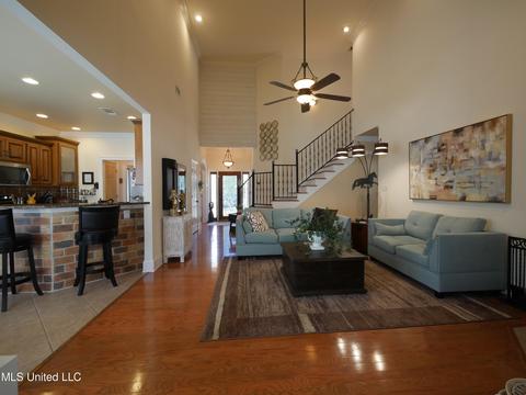 633 Bambo St, Diamondhead, MS 39525 photo 3