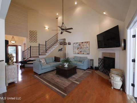 633 Bambo St, Diamondhead, MS 39525 photo 4