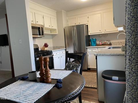 315 W Jasper St, Brandon, MS 39042 photo 12