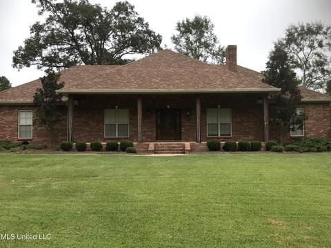 108 Giles Cir, Brandon, MS 39042 photo 1