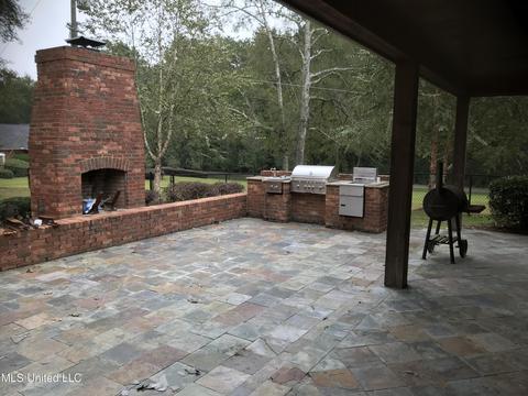 108 Giles Cir, Brandon, MS 39042 photo 6