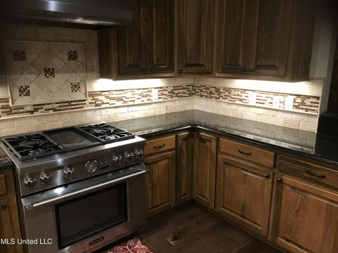 108 Giles Cir, Brandon, MS 39042 photo 13