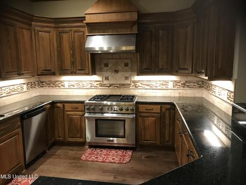 108 Giles Cir, Brandon, MS 39042 photo 10