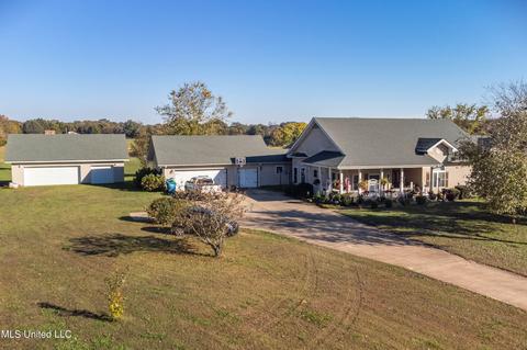 4964 Smith Rd, Coldwater, MS 38618 photo 1