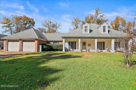 13 Eastgate Ct, Brandon, MS 39042 photo 1