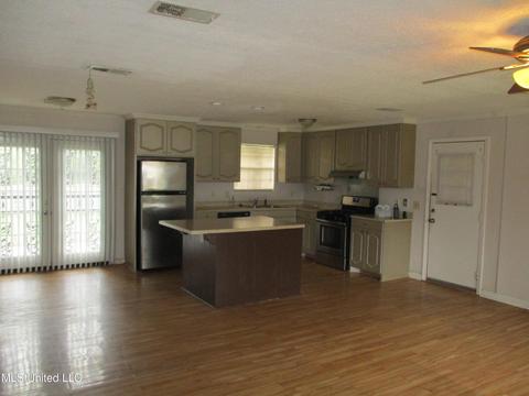 1340 Brinkley Dr, Jackson, MS 39213 photo 5