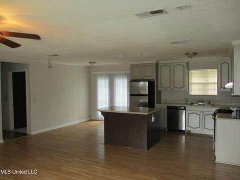1340 Brinkley Dr, Jackson, MS 39213 photo 9