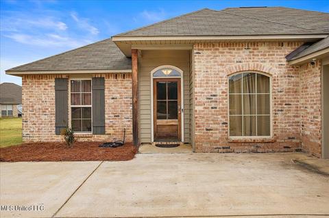 94 Antler Cv, Terry, MS 39170 photo 4