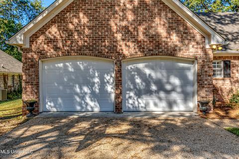 1108 Ellington Ct, Brandon, MS 39042 photo 3