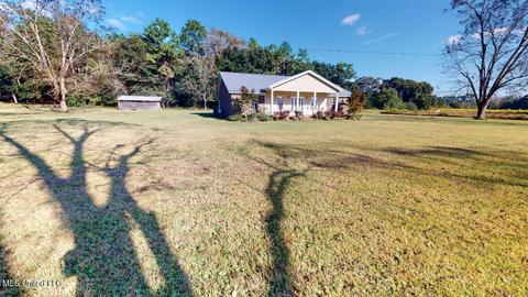 136 Henry Tanner Rd, Lucedale, MS 39452 photo 3