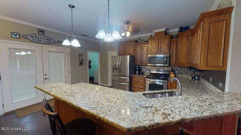 136 Henry Tanner Rd, Lucedale, MS 39452 photo 5
