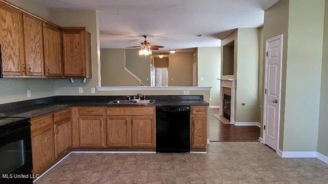 7291 Alexander Rd, Olive Branch, MS 38654 photo 5