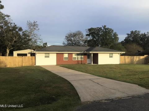 12226 Dixie Ave, Biloxi, MS 39532 photo 1
