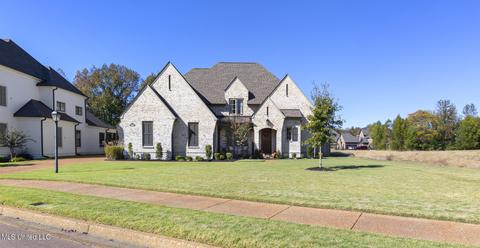 4291 E Lundy Bnd, Olive Branch, MS 38654 photo 2
