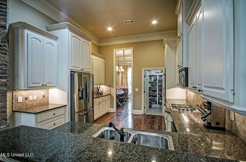 106 Hemlock Ln, Madison, MS 39110 photo 7