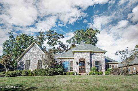 106 Hemlock Ln, Madison, MS 39110 photo 1