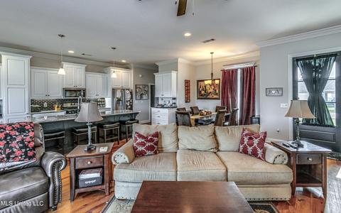 404 E Buttonwood Ln, Canton, MS 39046 photo 5