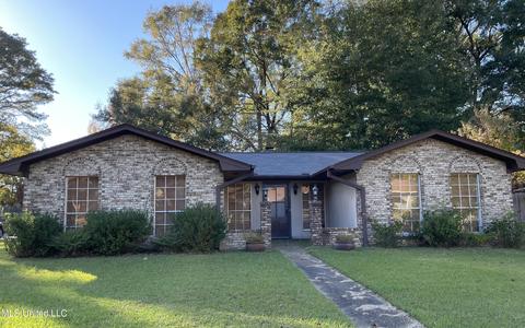 473 Robert Michael Dr, Pearl, MS 39208 photo 1