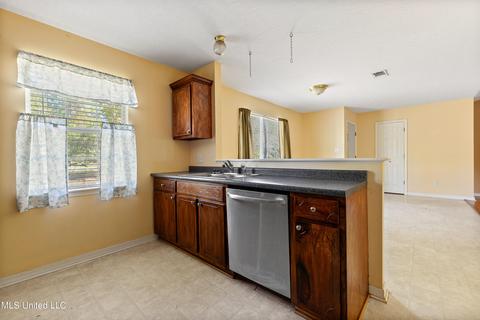 174 John Willis Rd, Wiggins, MS 39577 photo 8