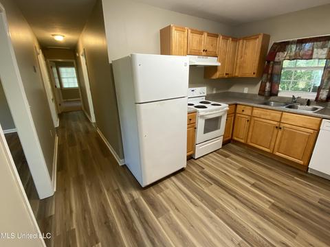 323 NE Third Ave, Magee, MS 39111 photo 9
